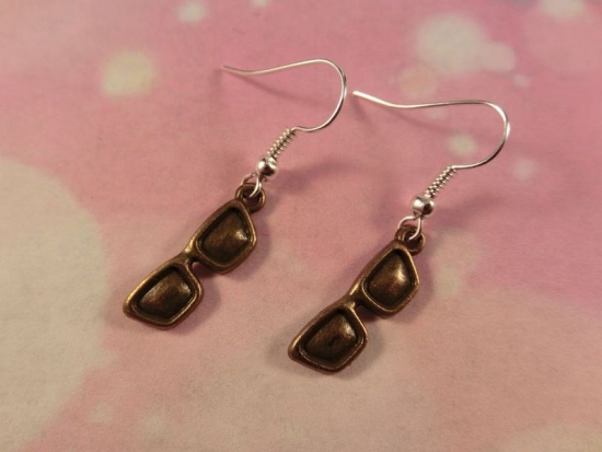 Preview: Brille Ohrringe Vintage bronzefarben Sonnenbrille